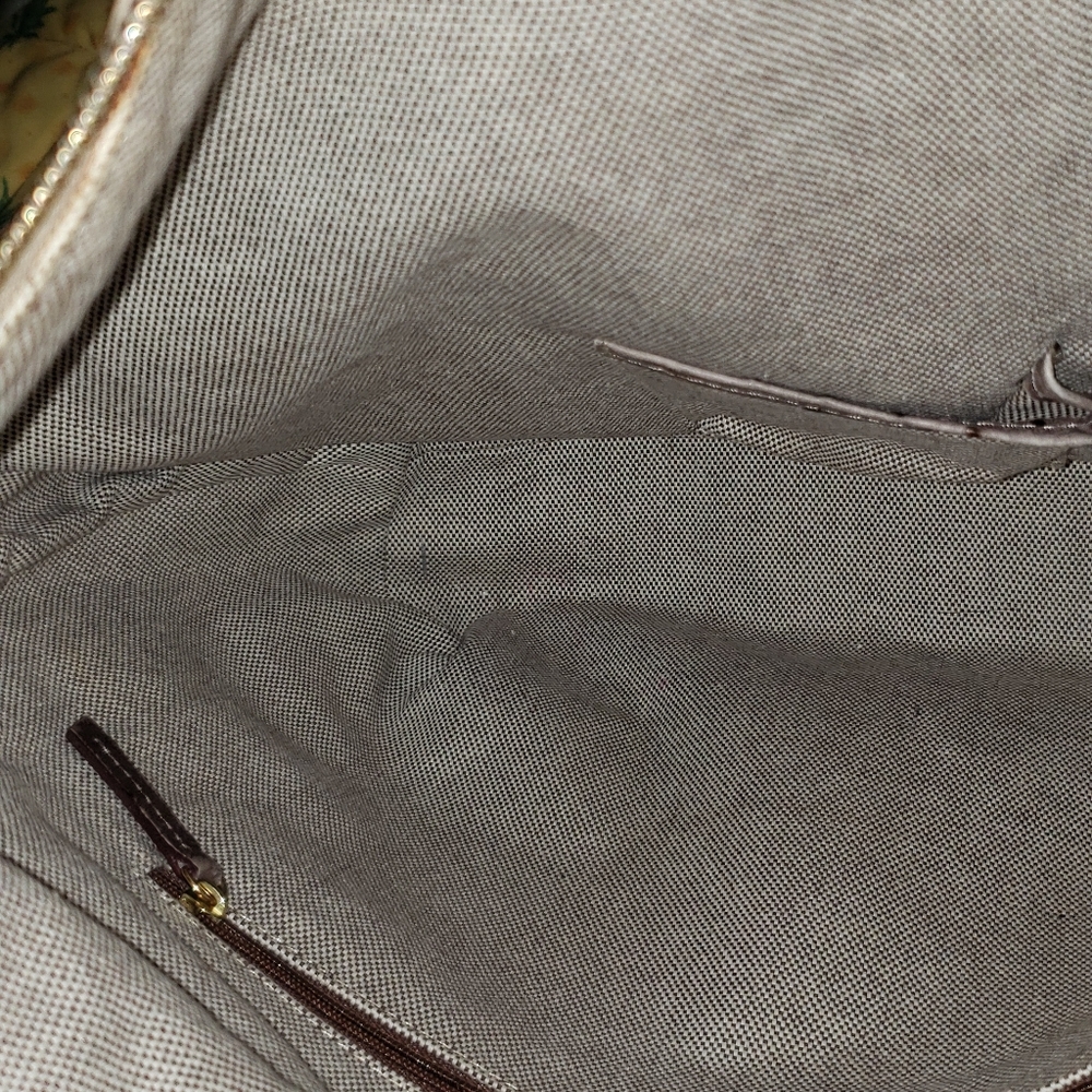 Authentic Dooney&Bourke(SOLD) - Picture 3 of 15